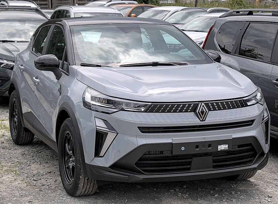 Renault Captur (or similar), available with car hire at Roscoff ferry port